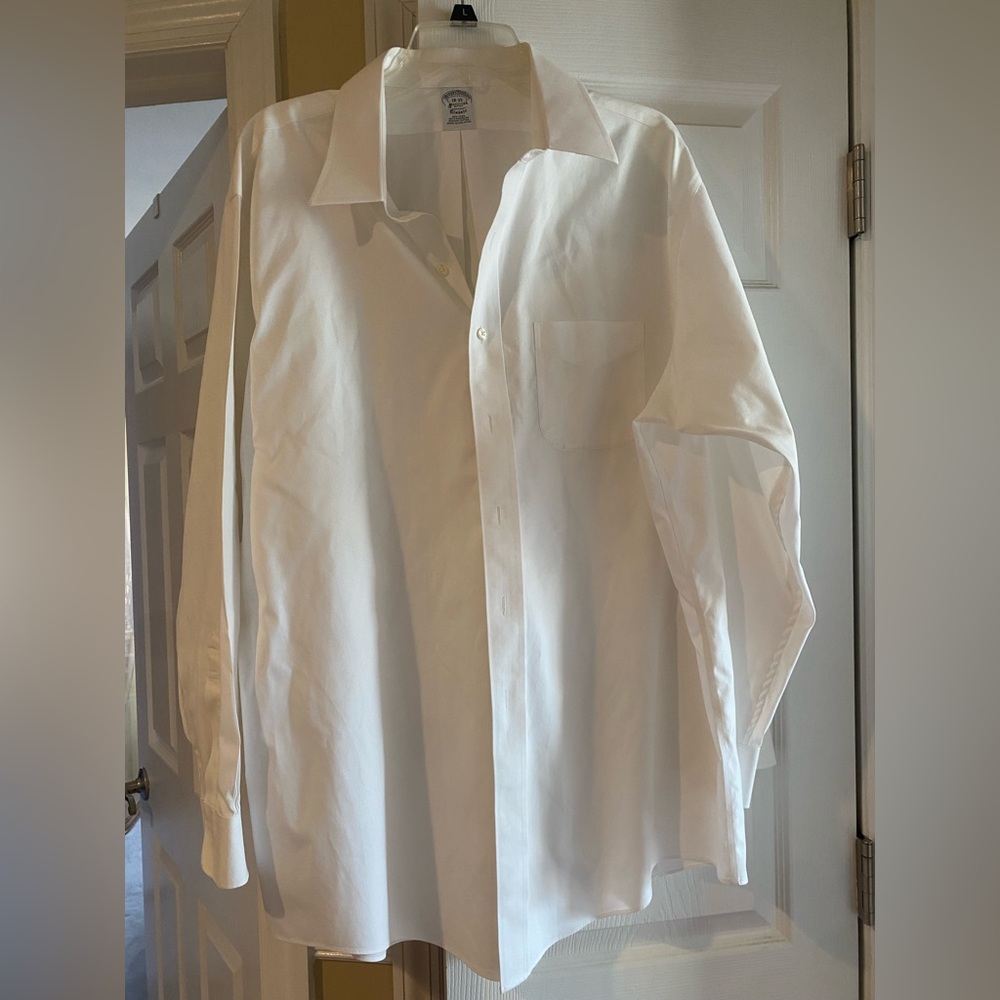 BROOKS BROTHERS white DRESS SHirt